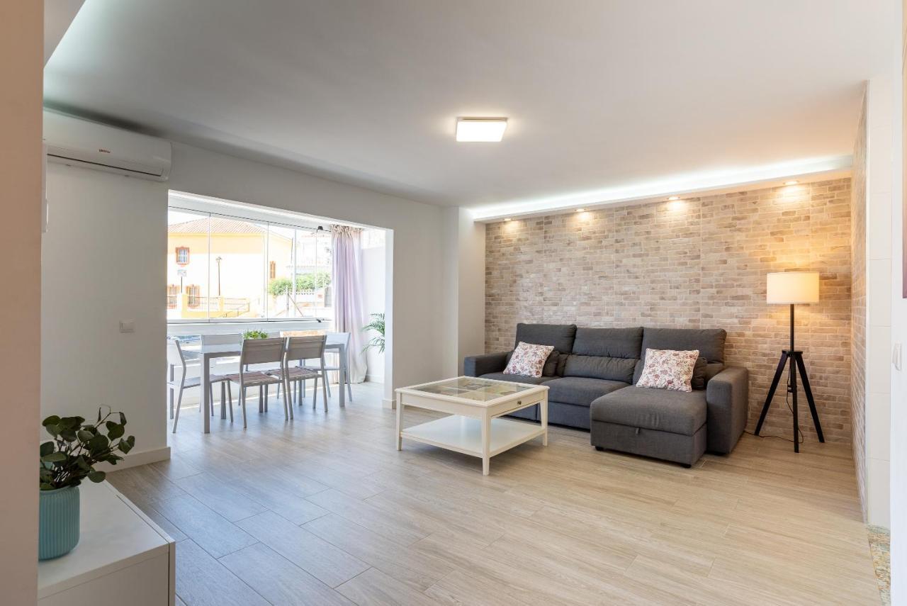 Atalaya Beach By Ele Apartments リンコン・デ・ラ・ビクトリア エクステリア 写真